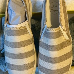 BNIB, Jack Rogers, slip on’s